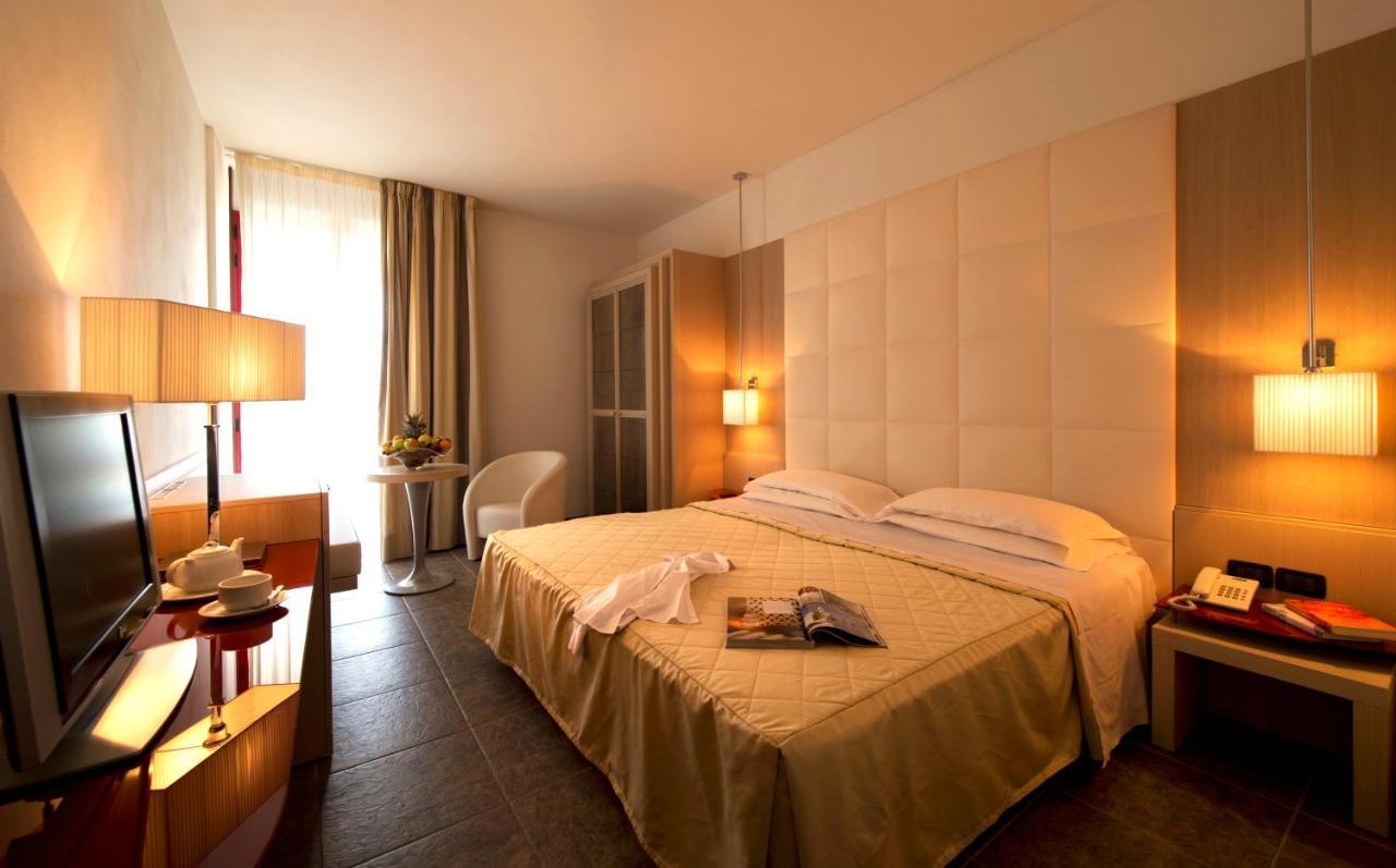 Grand Hotel Admiral Palace Chianciano Terme Kültér fotó
